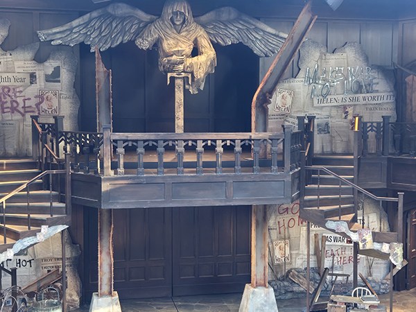 Pocket Play Review: Lovers at war in Troilus &&nbsp;Cressida